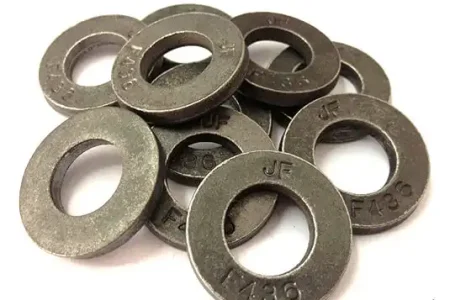 Encontre o fornecedor de fixadores ideal para sua operação industrial